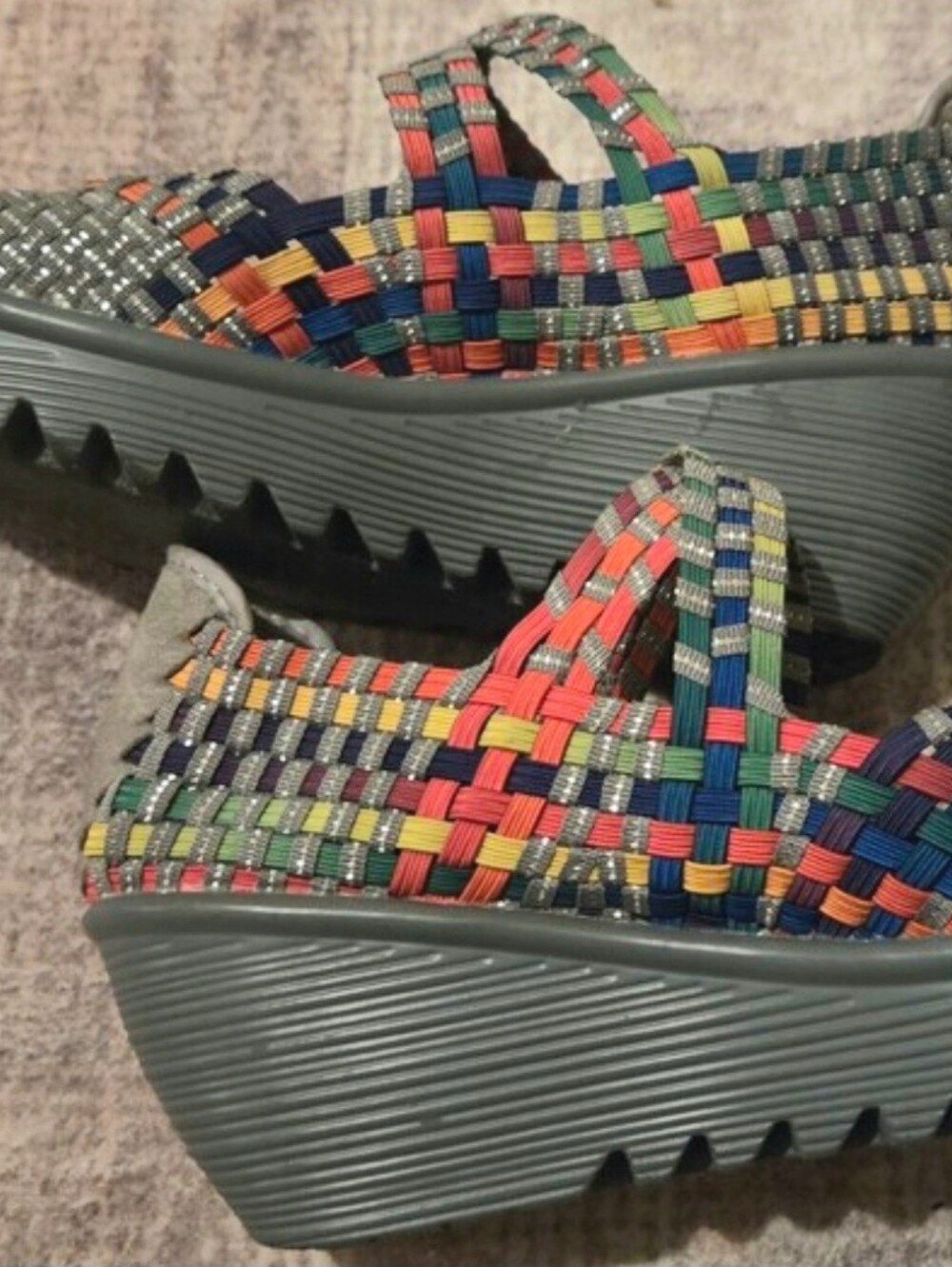 bernie mev. Multicolor Woven Stretch Sandals with Silver Accents. Very Cute.